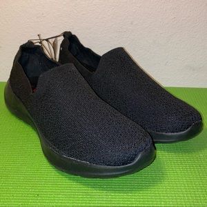 Brand new Athletic Works Women's Knit Memory Foam Color Black Slip-on Sneaker